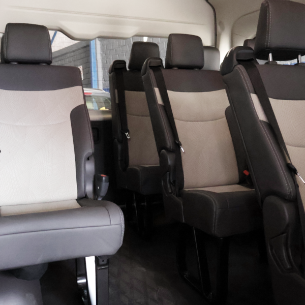 Toyota HIACE - Imagen 3